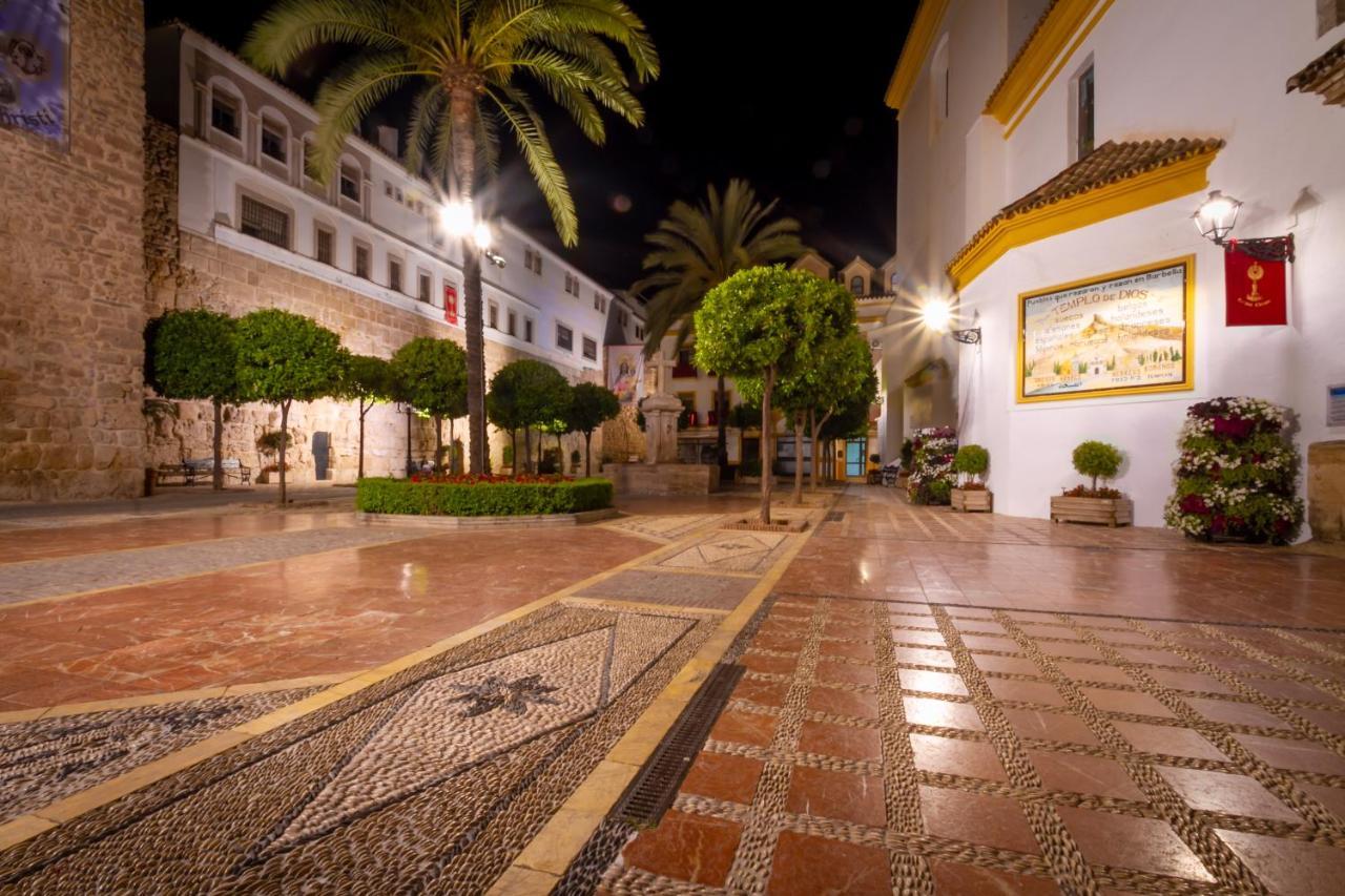 Marbella Banus Suites Exterior photo