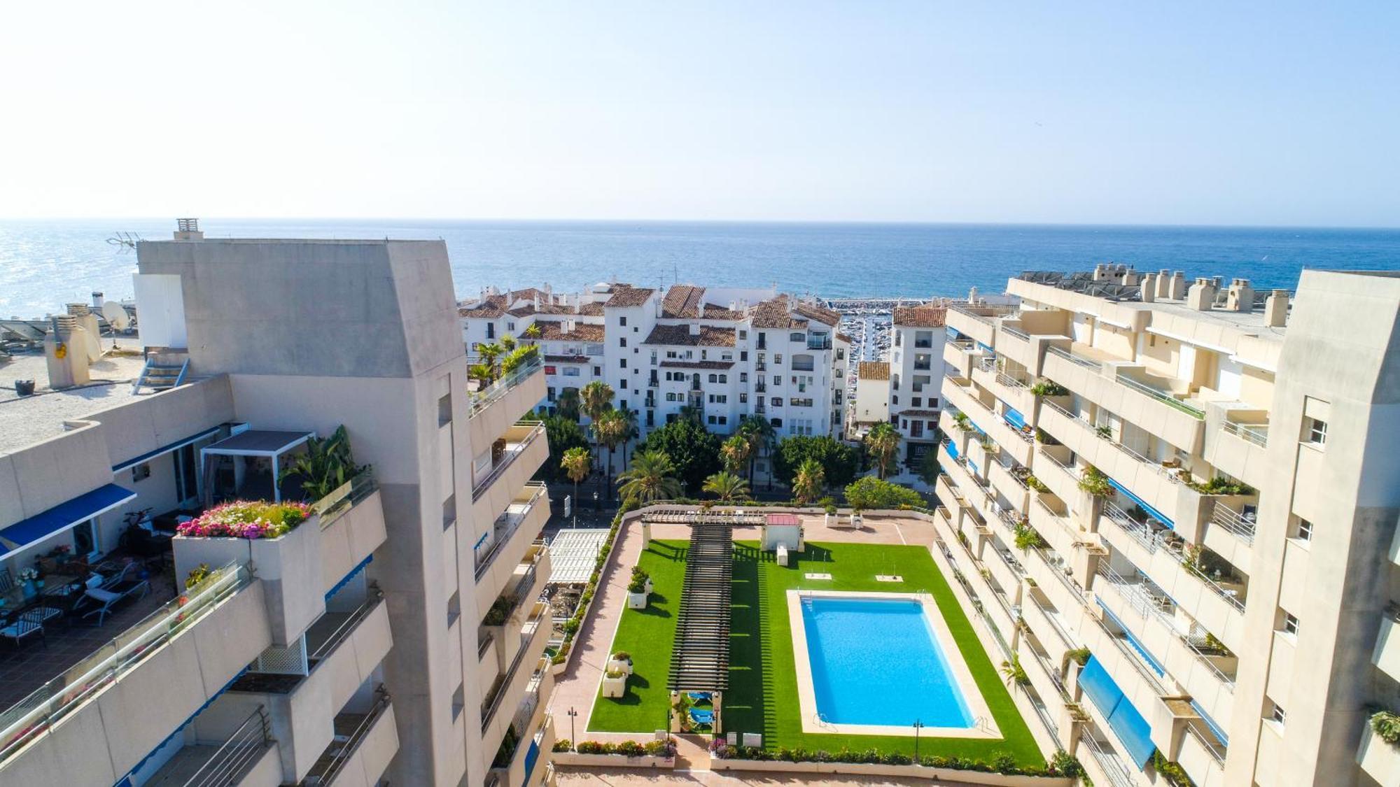 Marbella Banus Suites Exterior photo